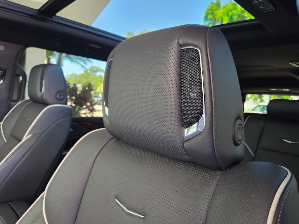2023 Cadillac Escalade ESV Premium