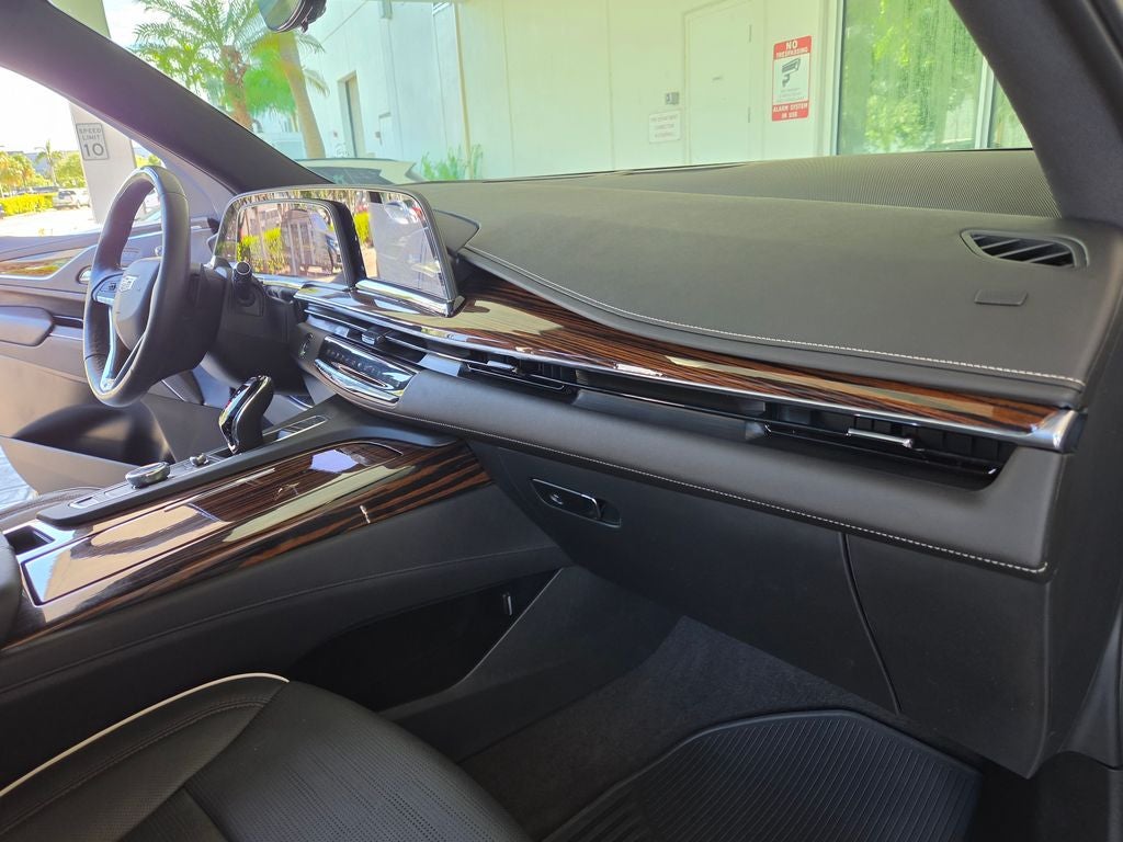 2023 Cadillac Escalade ESV Premium
