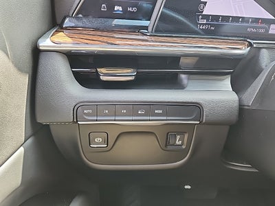 2024 Cadillac Escalade ESV Premium