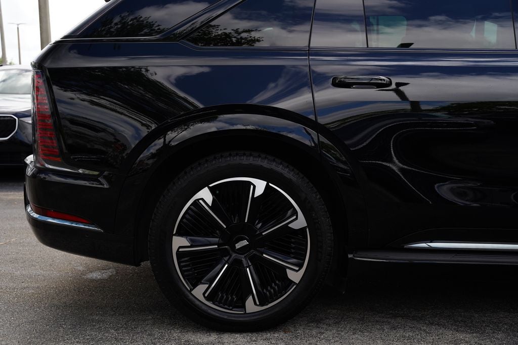 2025 Cadillac ESCALADE IQ Sport 1