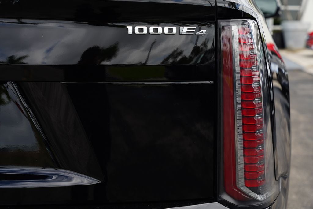 2025 Cadillac ESCALADE IQ Sport 1