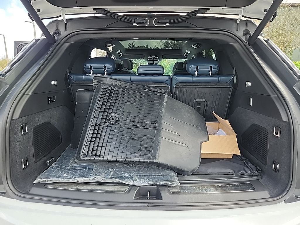 2025 Cadillac ESCALADE IQ Sport 2