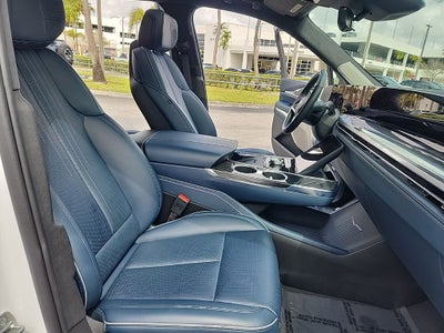 2025 Cadillac ESCALADE IQ Sport 2