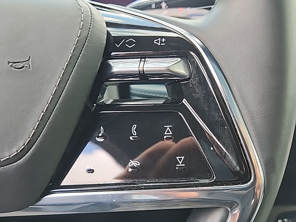 2025 Cadillac ESCALADE IQ Sport 2