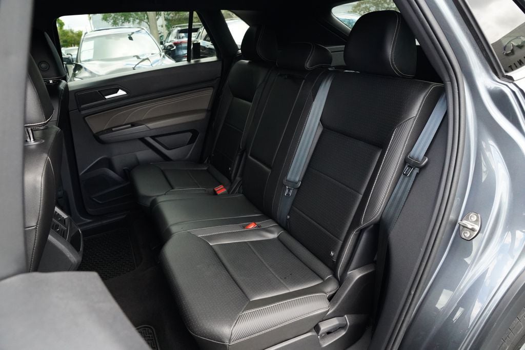 2023 Volkswagen Atlas Cross Sport 2.0T SE w/Technology