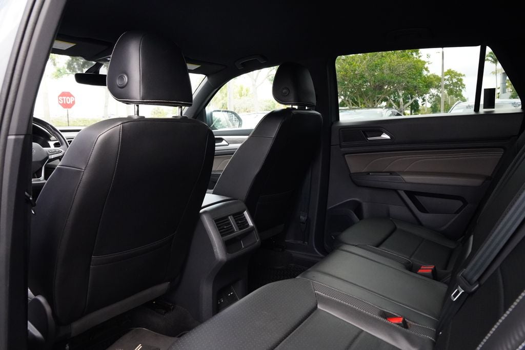 2023 Volkswagen Atlas Cross Sport 2.0T SE w/Technology