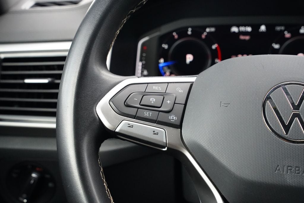 2023 Volkswagen Atlas Cross Sport 2.0T SE w/Technology