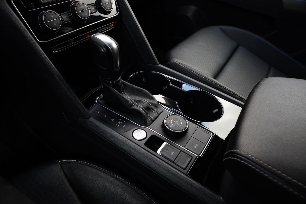 2023 Volkswagen Atlas Cross Sport 2.0T SE w/Technology