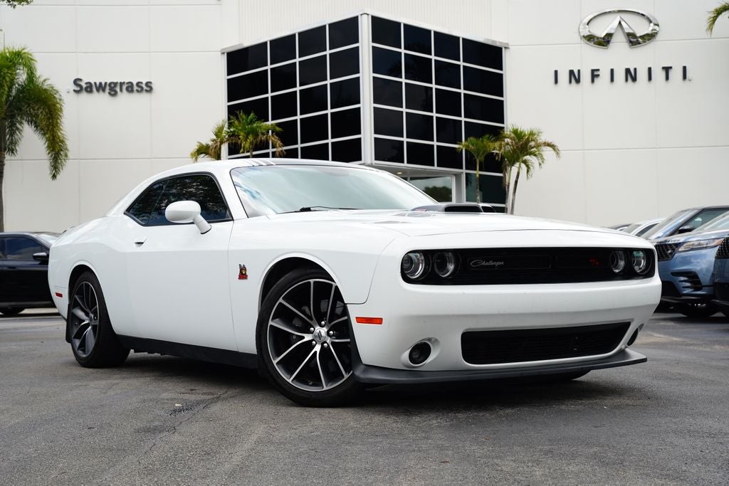 2018 Dodge Challenger Base