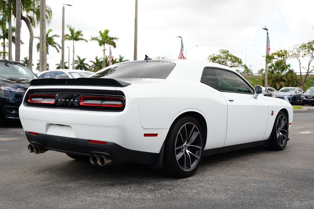2018 Dodge Challenger Base