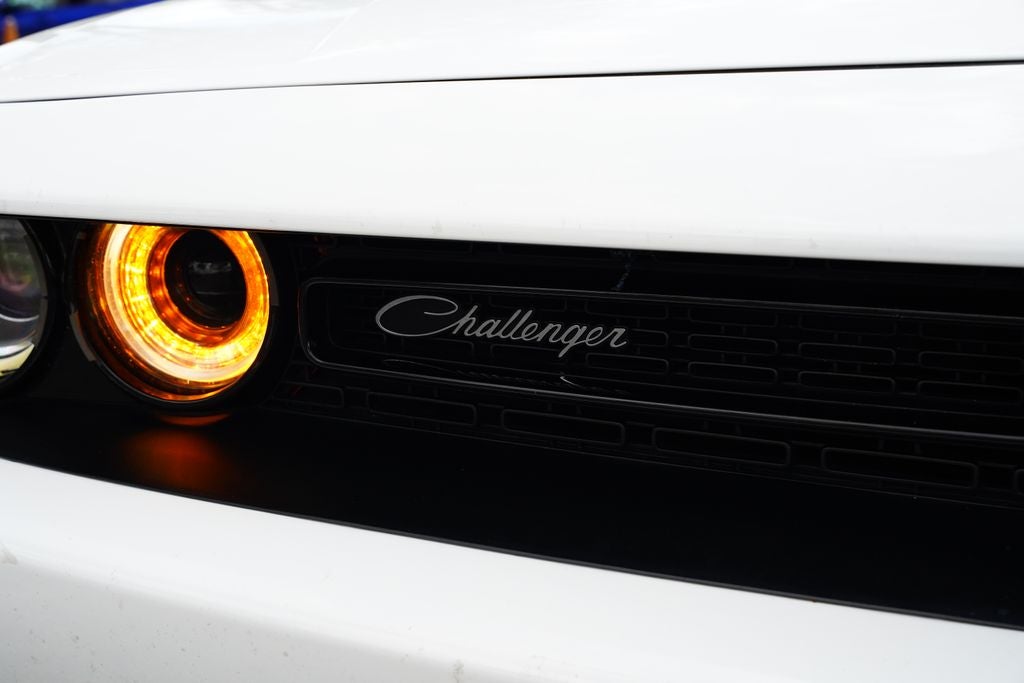 2018 Dodge Challenger Base