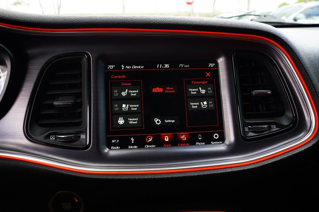 2018 Dodge Challenger Base