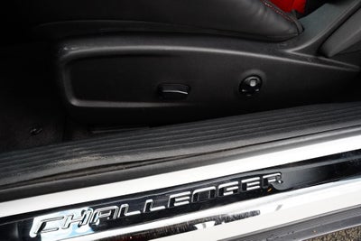 2018 Dodge Challenger Base