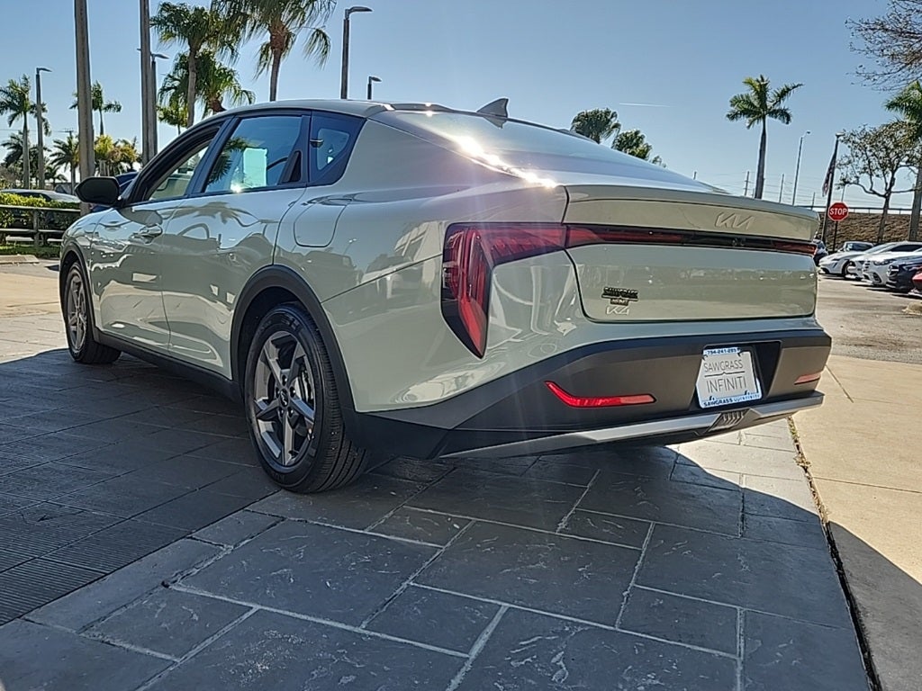 2025 Kia K4 LXS
