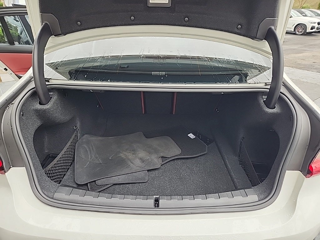 2022 BMW 3 Series 330i