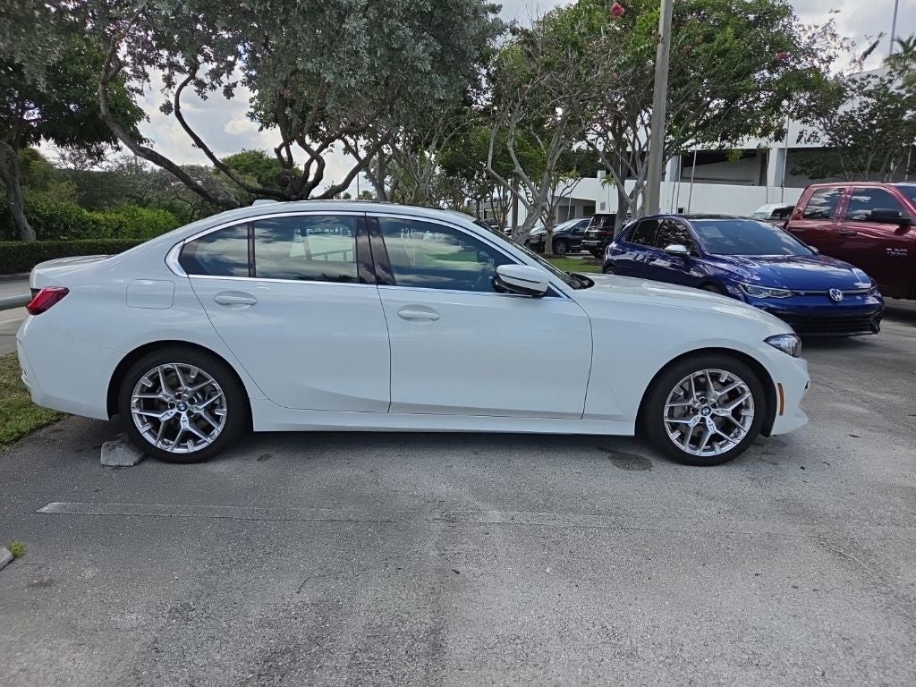 2025 BMW 3 Series 330i