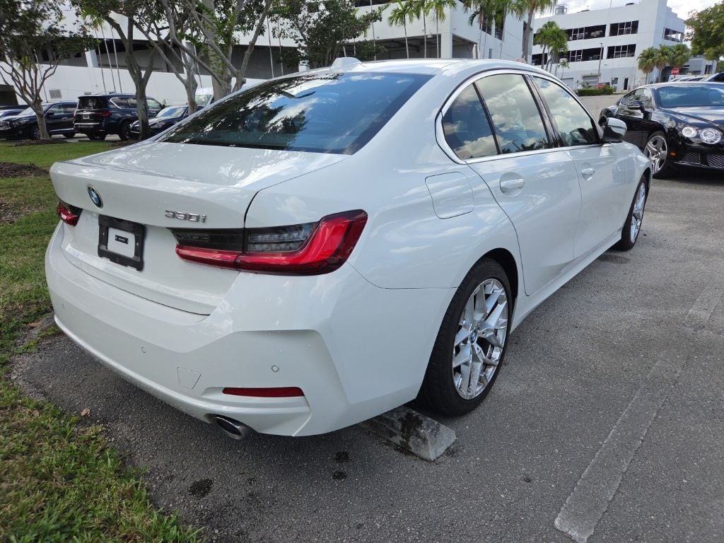 2025 BMW 3 Series 330i