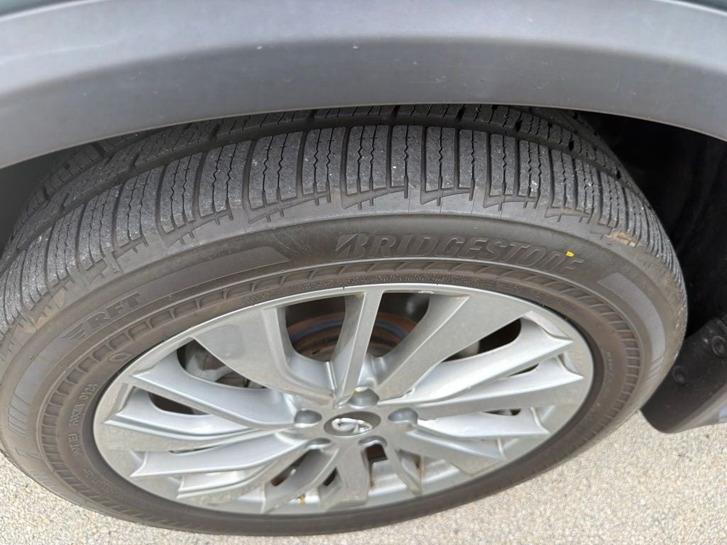 2023 INFINITI QX50 LUXE
