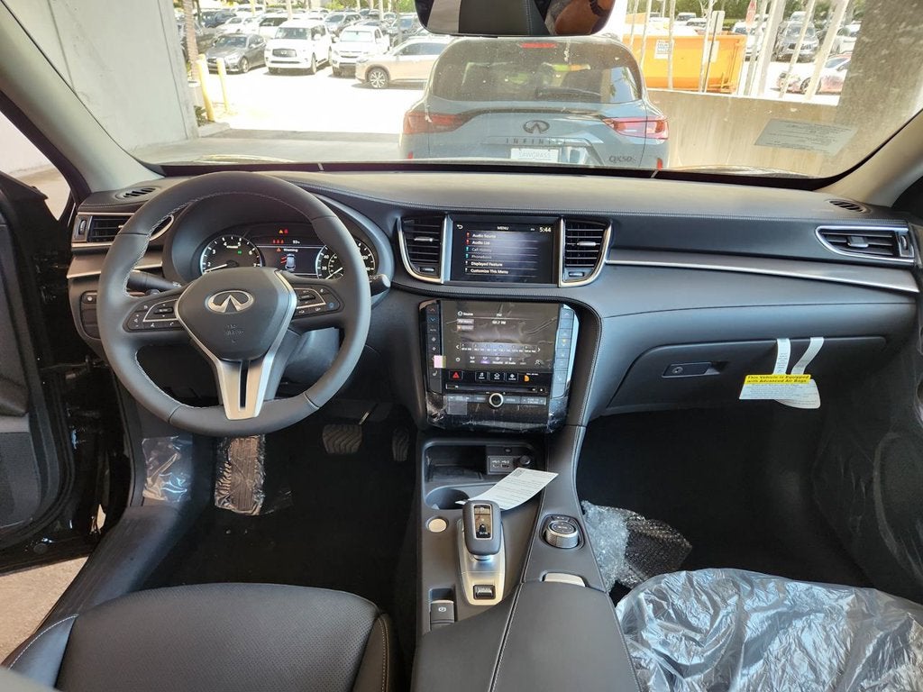 2023 INFINITI QX50 LUXE