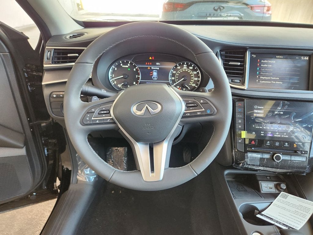 2023 INFINITI QX50 LUXE