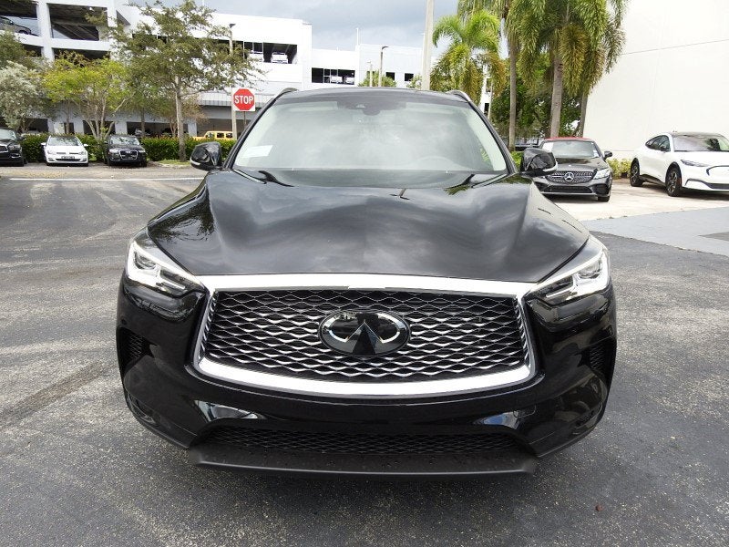 2023 INFINITI QX50 LUXE