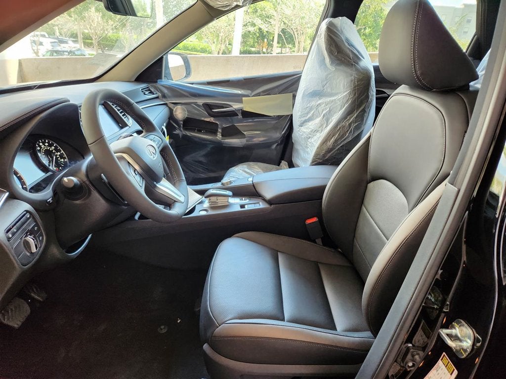 2023 INFINITI QX50 LUXE