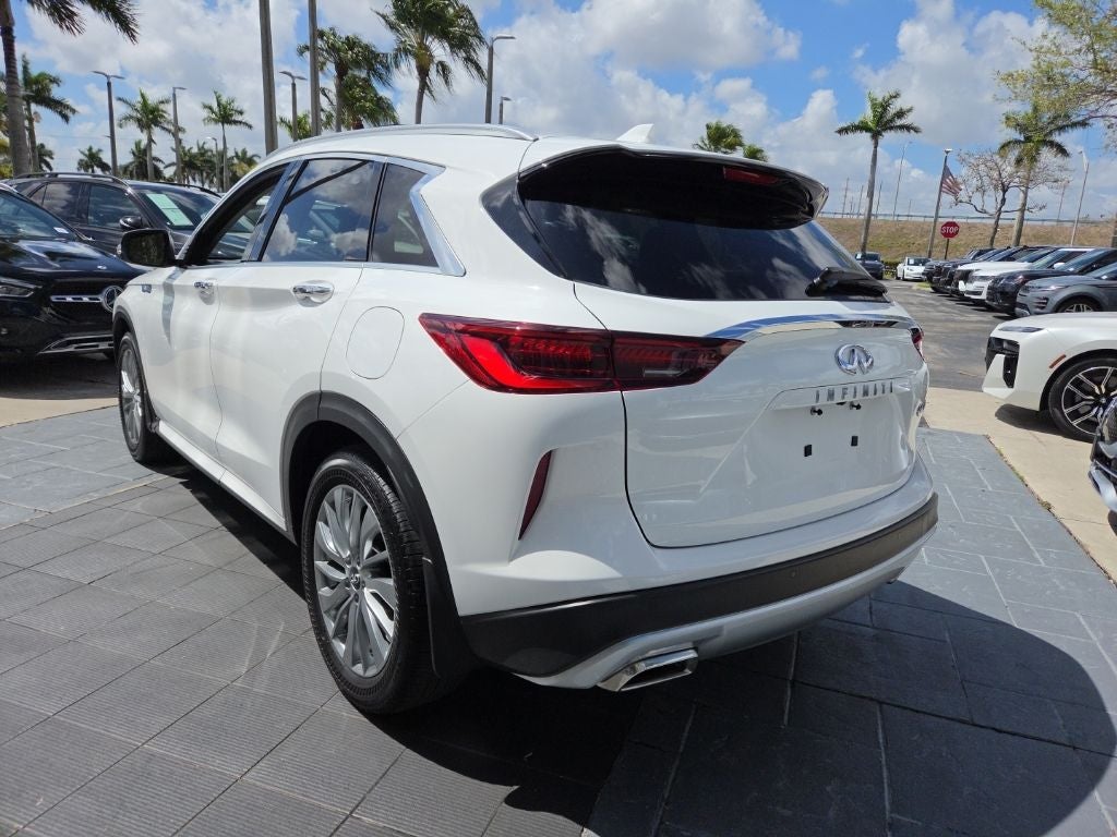 2023 INFINITI QX50 LUXE