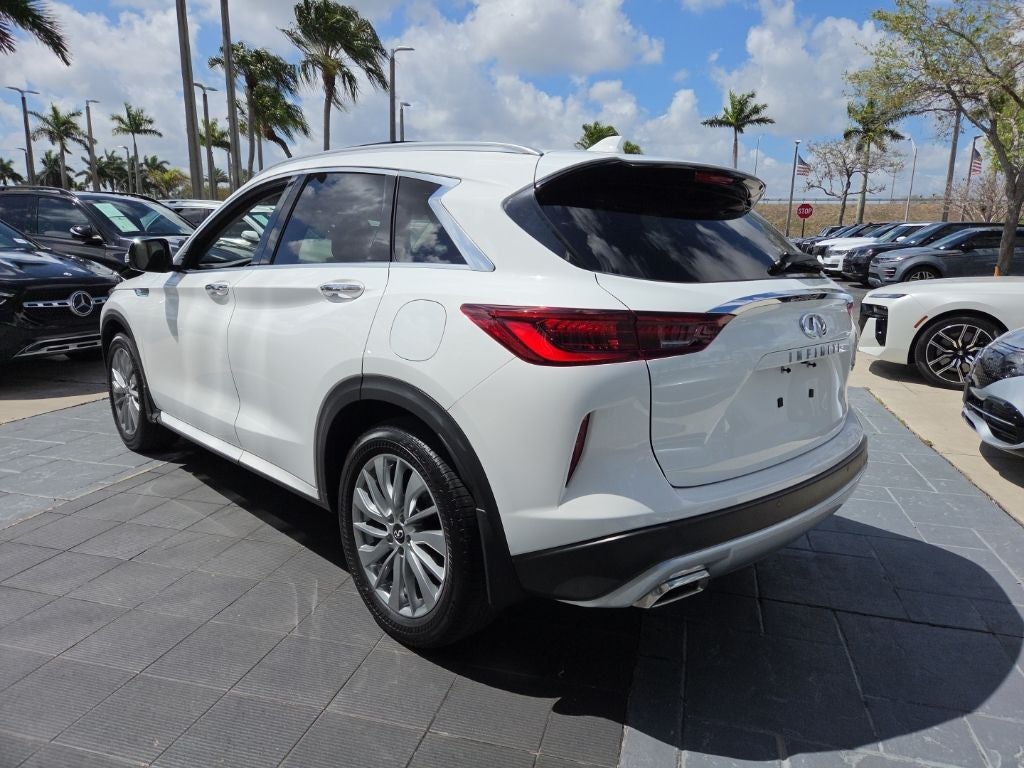 2023 INFINITI QX50 LUXE