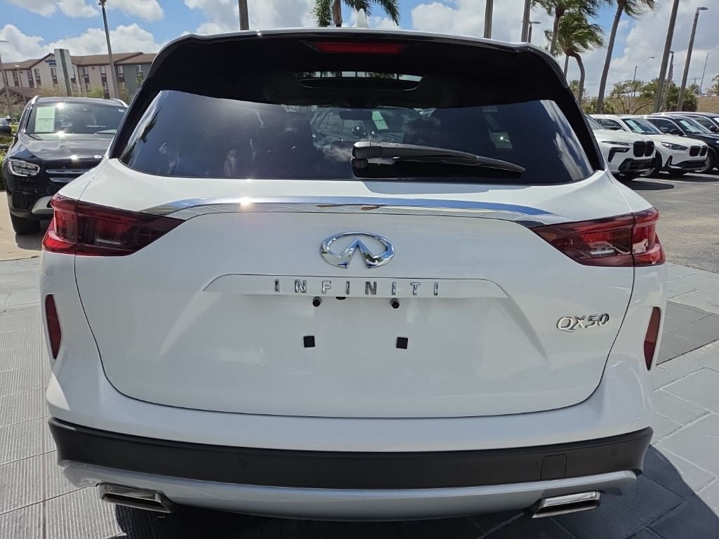2023 INFINITI QX50 LUXE