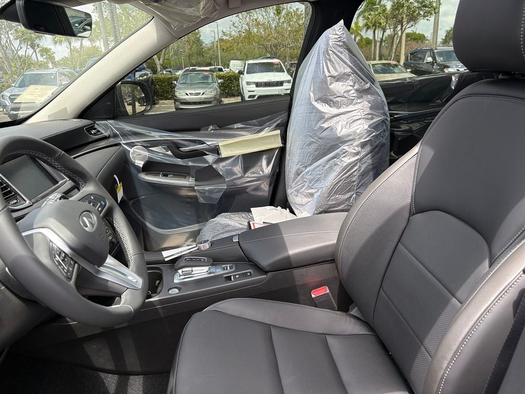 2025 INFINITI QX50 LUXE