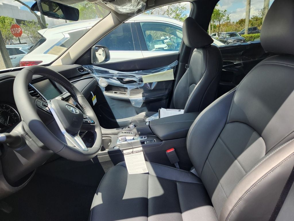 2025 INFINITI QX50 LUXE