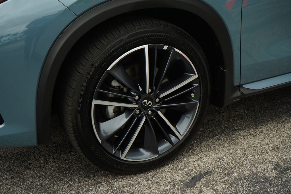 2025 INFINITI QX55 LUXE