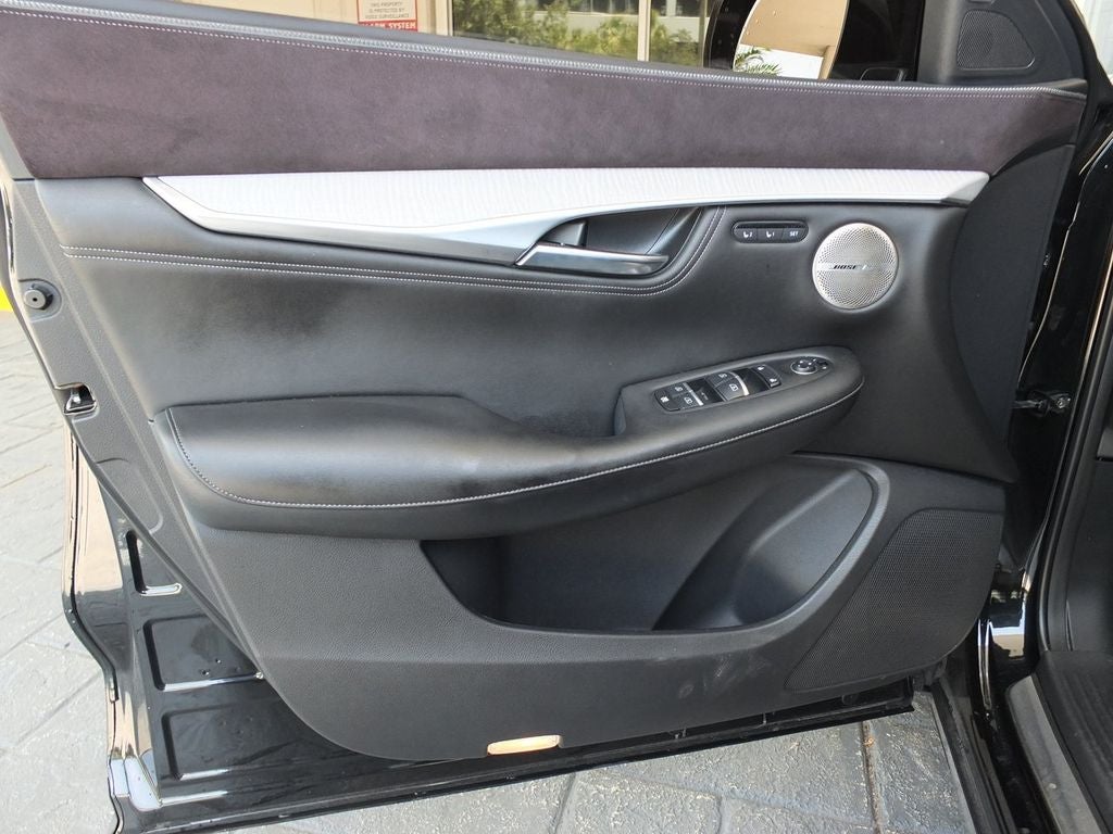 2019 INFINITI QX50 ESSENTIAL LOADED W/ SENSORY PACKAGE!
