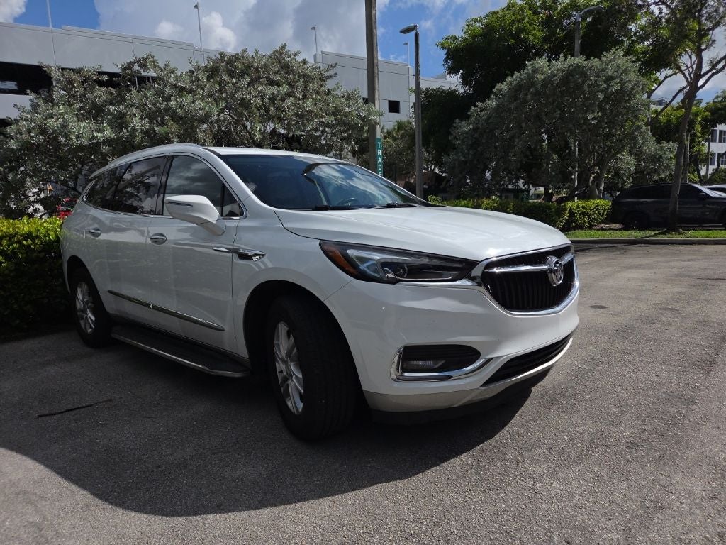 2020 Buick Enclave Essence
