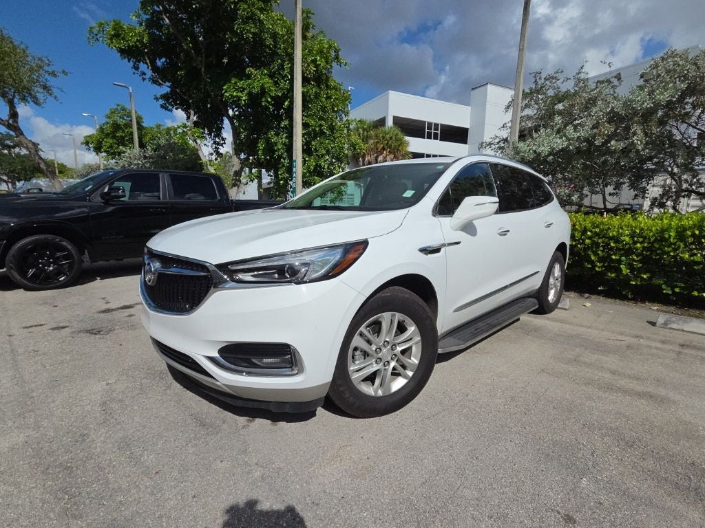 2020 Buick Enclave Essence
