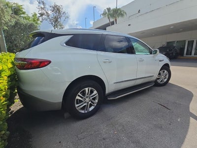 2020 Buick Enclave Essence