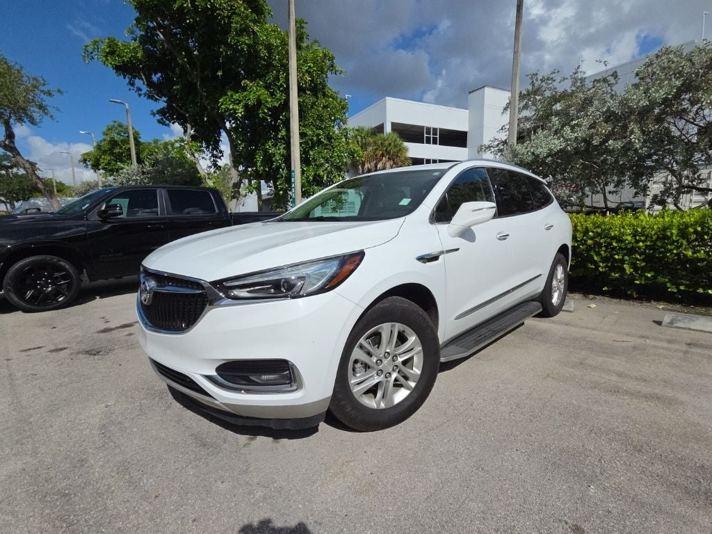 2020 Buick Enclave Essence