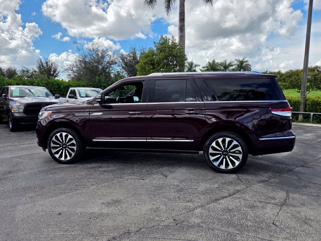 2023 Lincoln Navigator L Reserve