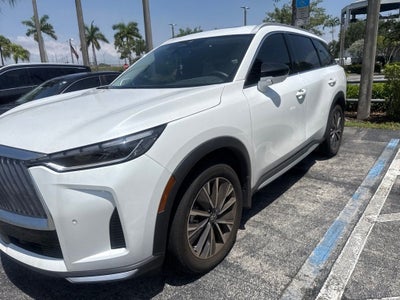 2026 INFINITI QX60 LUXE