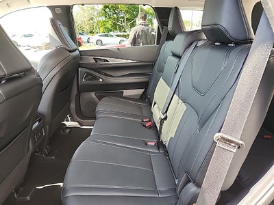 2026 INFINITI QX60 LUXE