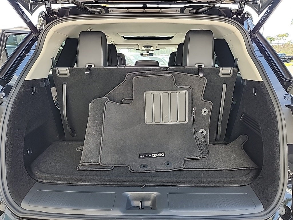 2026 INFINITI QX60 LUXE