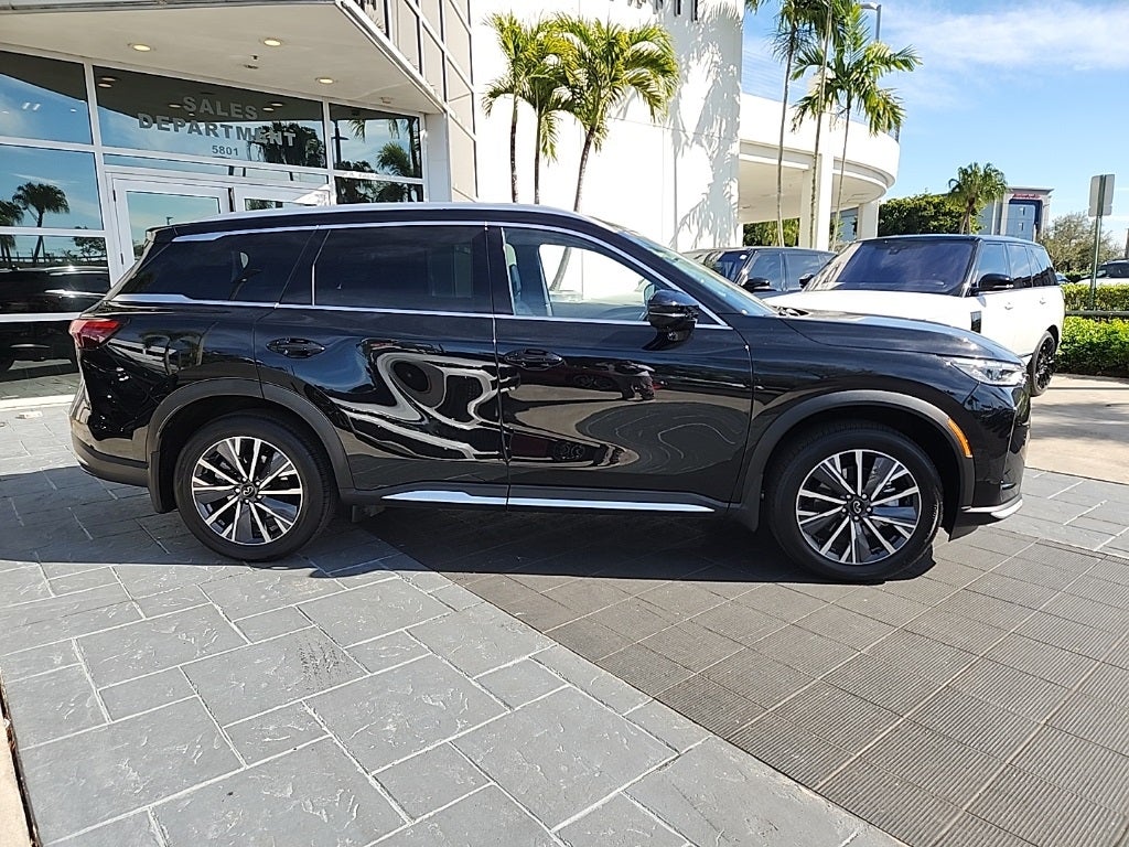 2026 INFINITI QX60 LUXE