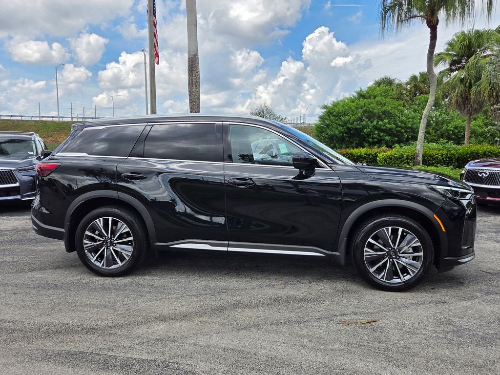 2026 INFINITI QX60 LUXE