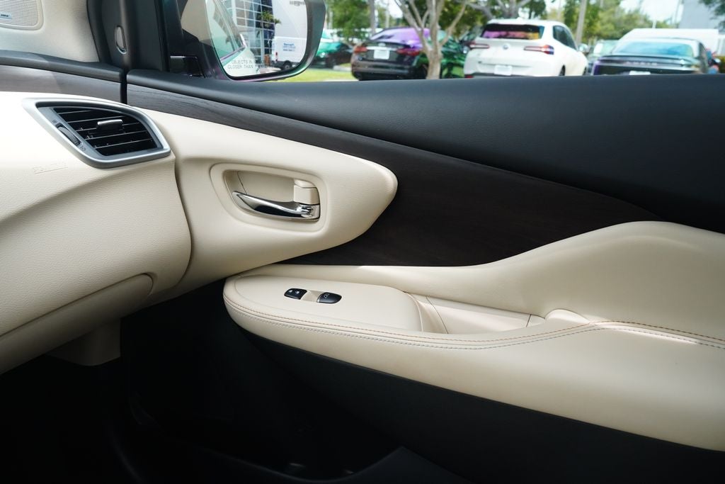 2023 Nissan Murano Platinum