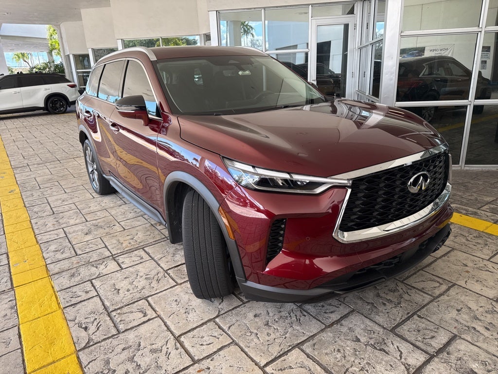 2023 INFINITI QX60 LUXE