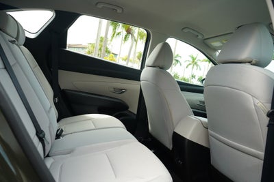 2025 Hyundai Tucson SE