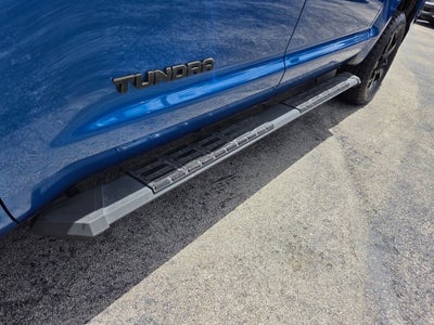 2017 Toyota Tundra SR5 5.7L V8