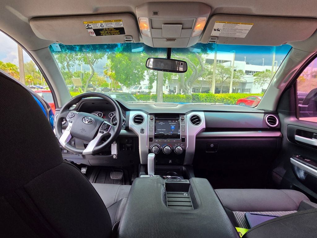 2017 Toyota Tundra SR5 5.7L V8