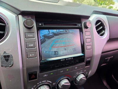 2017 Toyota Tundra SR5 5.7L V8