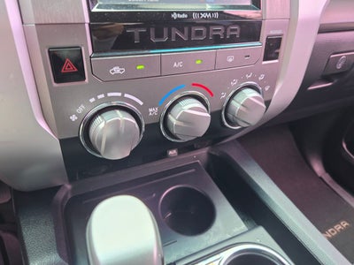 2017 Toyota Tundra SR5 5.7L V8